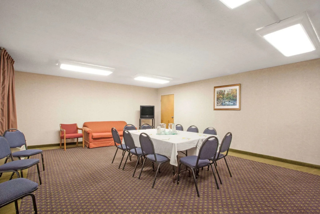 Red Roof Inn Perryville