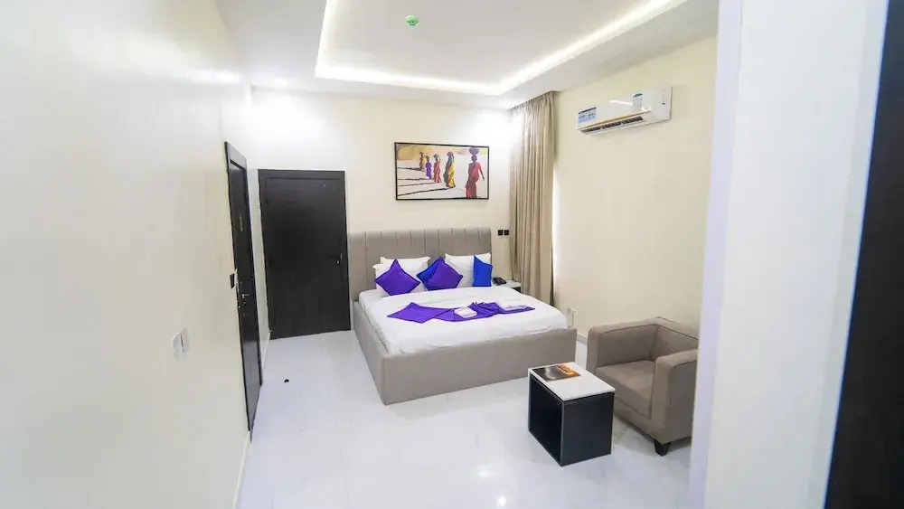 Luxury Apartments & Homes