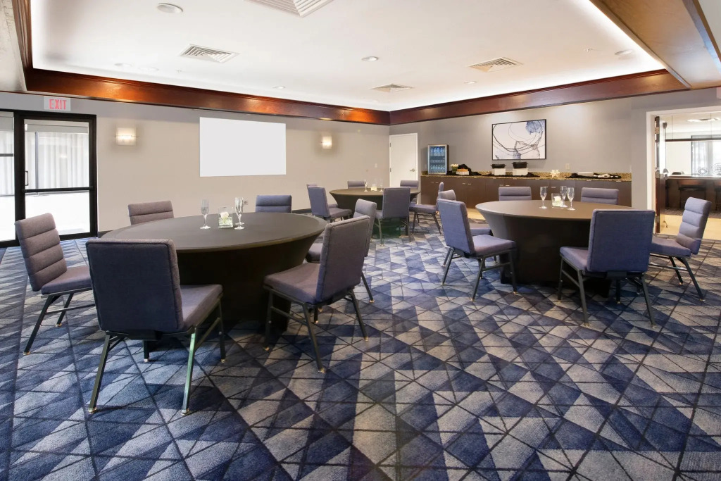 Courtyard by Marriott Dallas Plano in Legacy Park