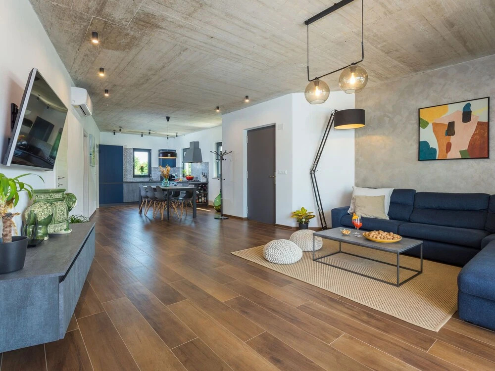 Villa Leonardo Vr Naveri