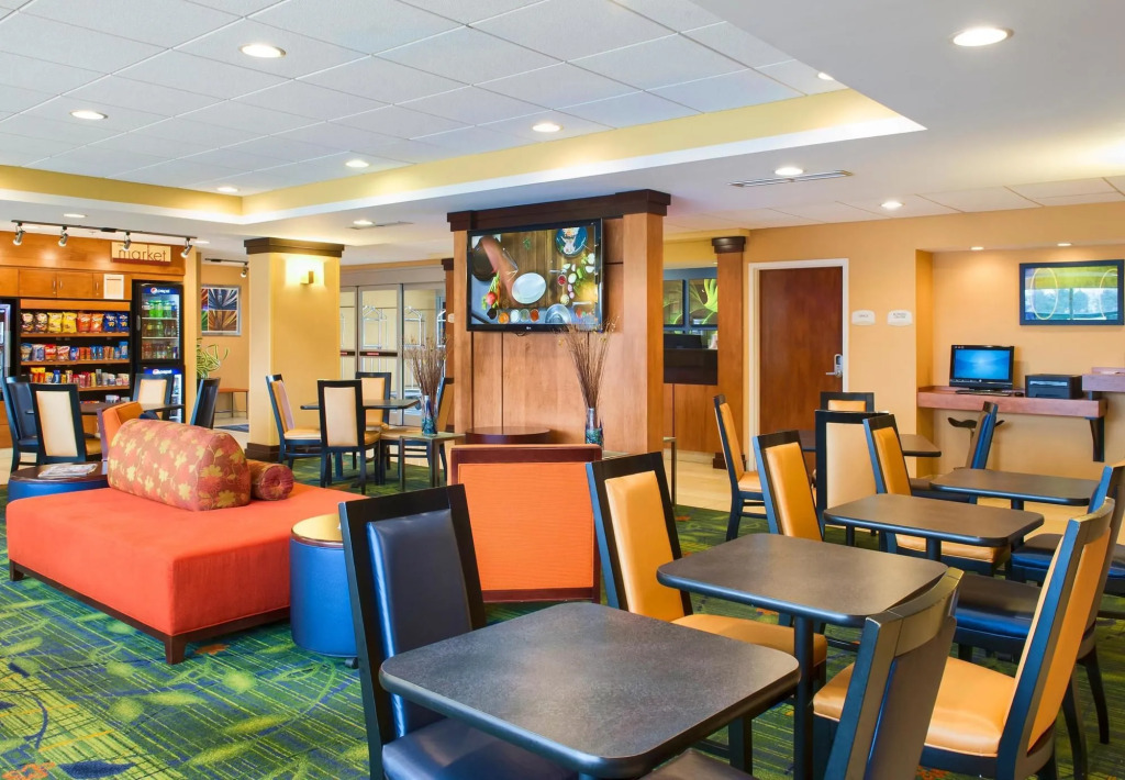 Fairfield Inn by Marriott Evansville East