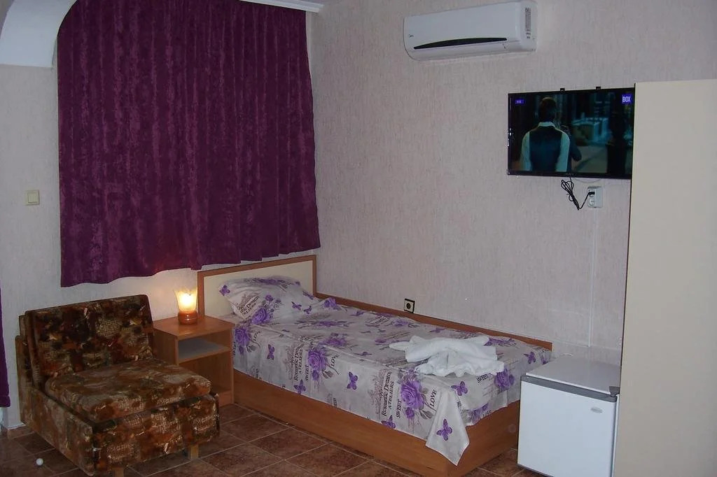 Nelly Guest House
