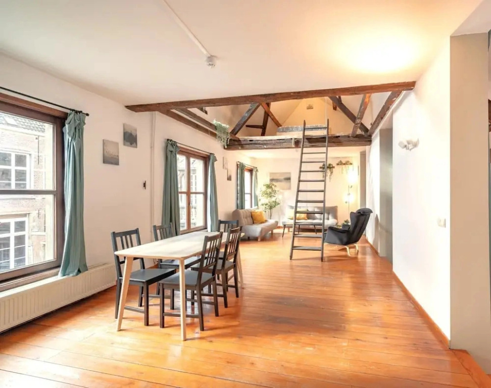 The Old Town Lodge in Antwerp 3bbk NS
