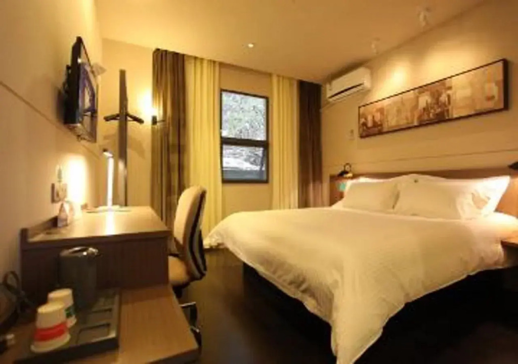 Jinjiang Inn Style Shiyan Checheng West Road Branch