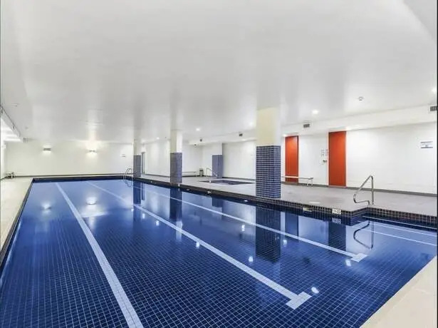 Family Fun 3 Specious Bedroom Apartment In Epping