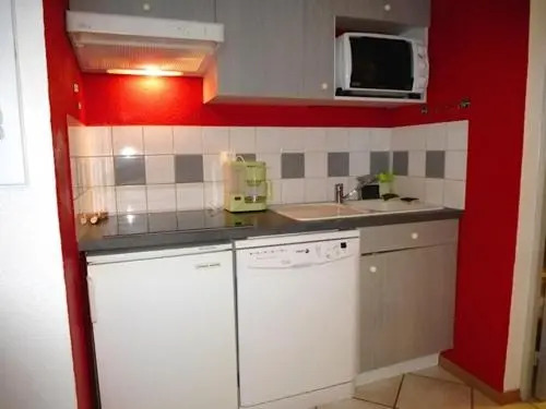 Apartment Appartement Avec Parking Et Petite Terrasse Sud