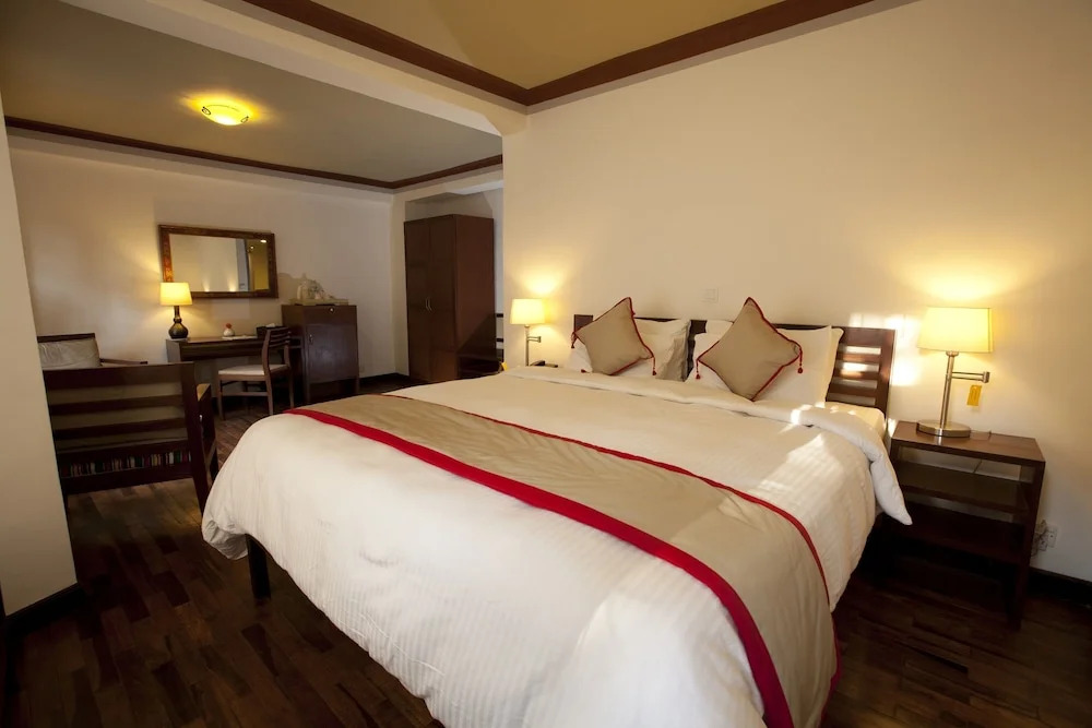 Hotel Dolmaling - Stay for Cause