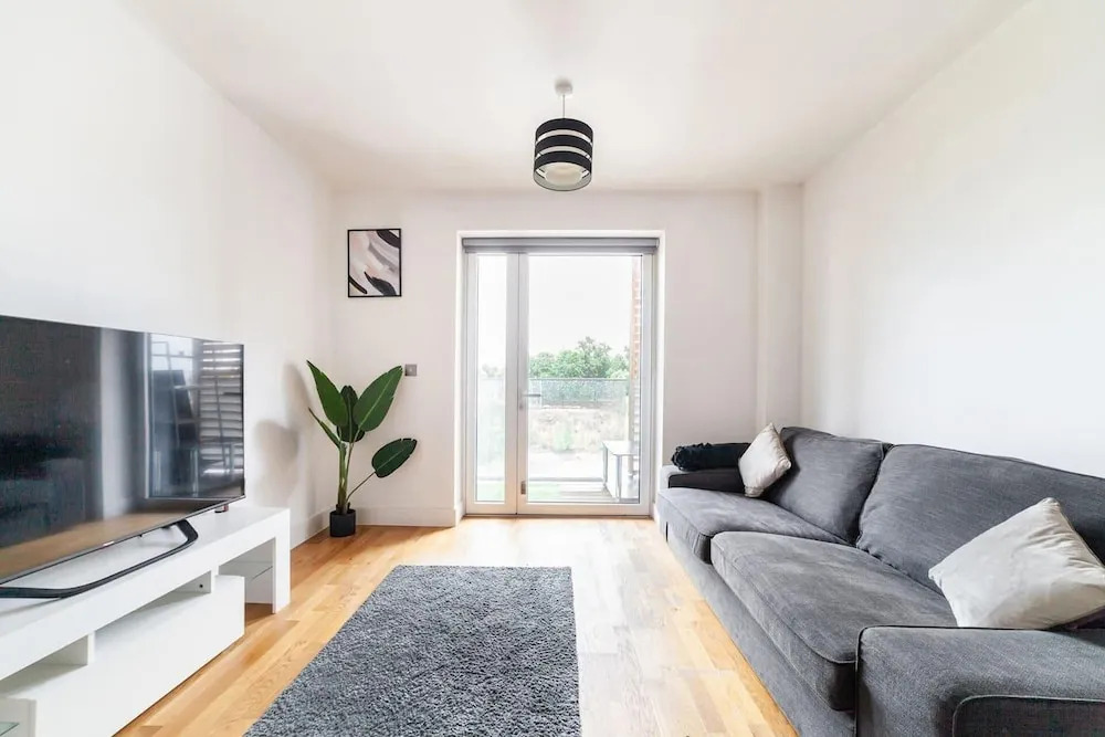 Immaculate 1-bed Apartment in London - Mydas Place