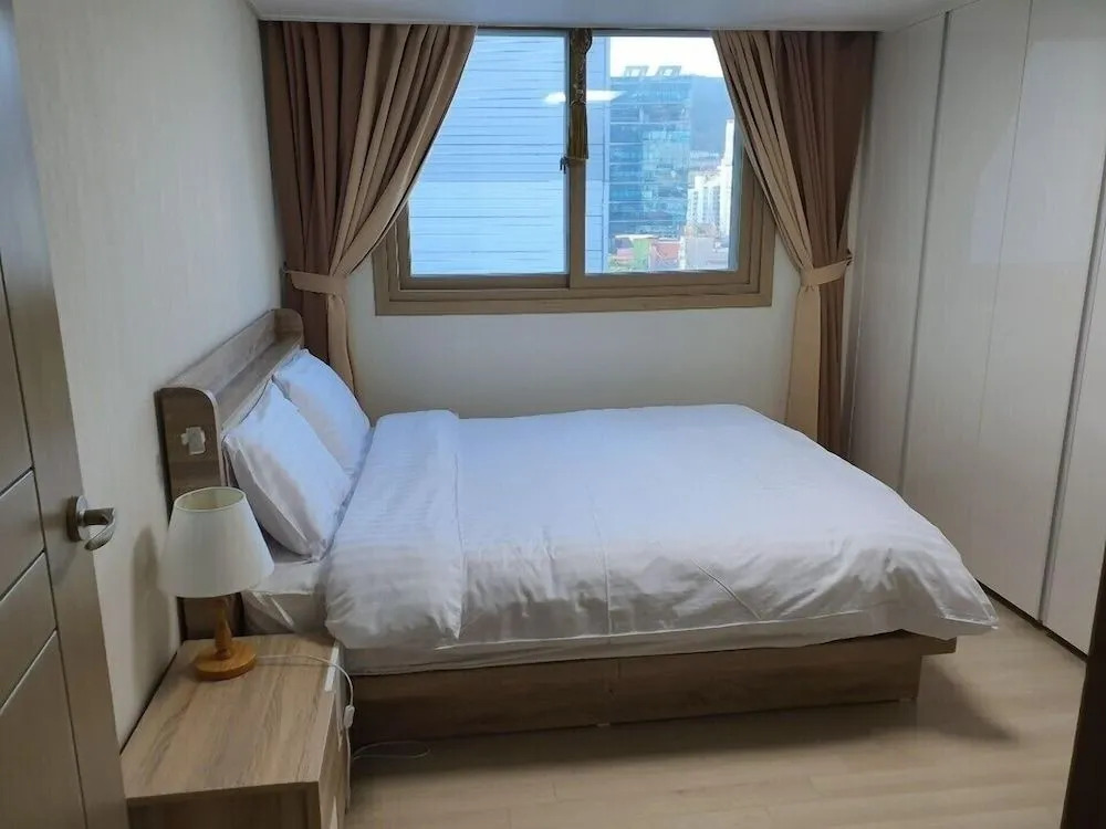 JS Residence Hotel Okpo