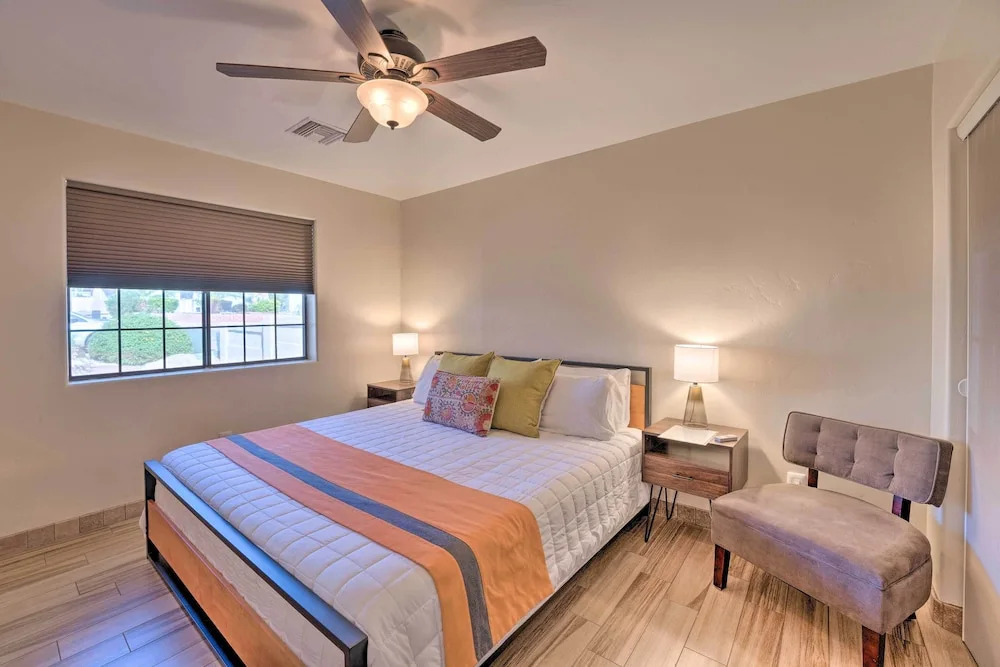 Pool & Game Room: Pet-friendly Lake Havasu Gem
