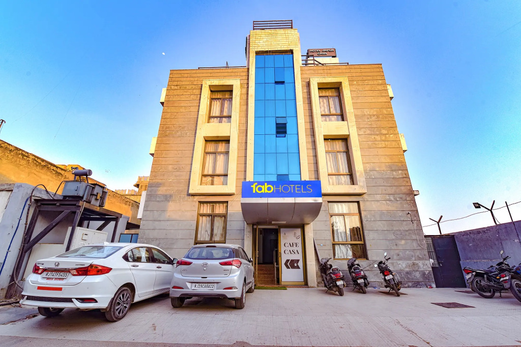 FabHotel Jaipur Casa