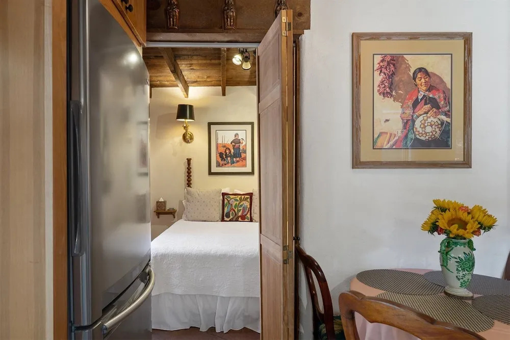 Desert Sky - Sweet Retreat, Across From Santa Fe River in the Railyard