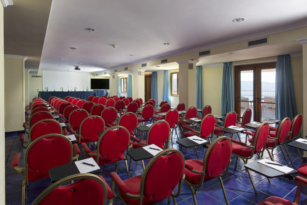 Lloyds Baia Hotel