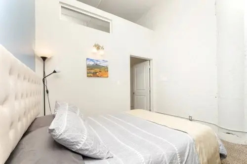 Downtown Denver 2BR Apt?A - Loft Style Living. 6498