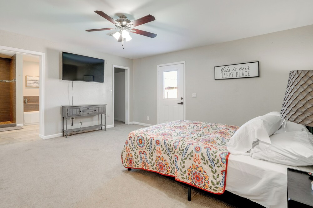 Stylish & Central Mesa Home With Private Pool!