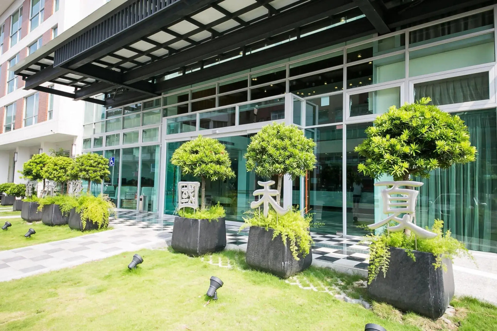 Sunseed International Villa Hotel