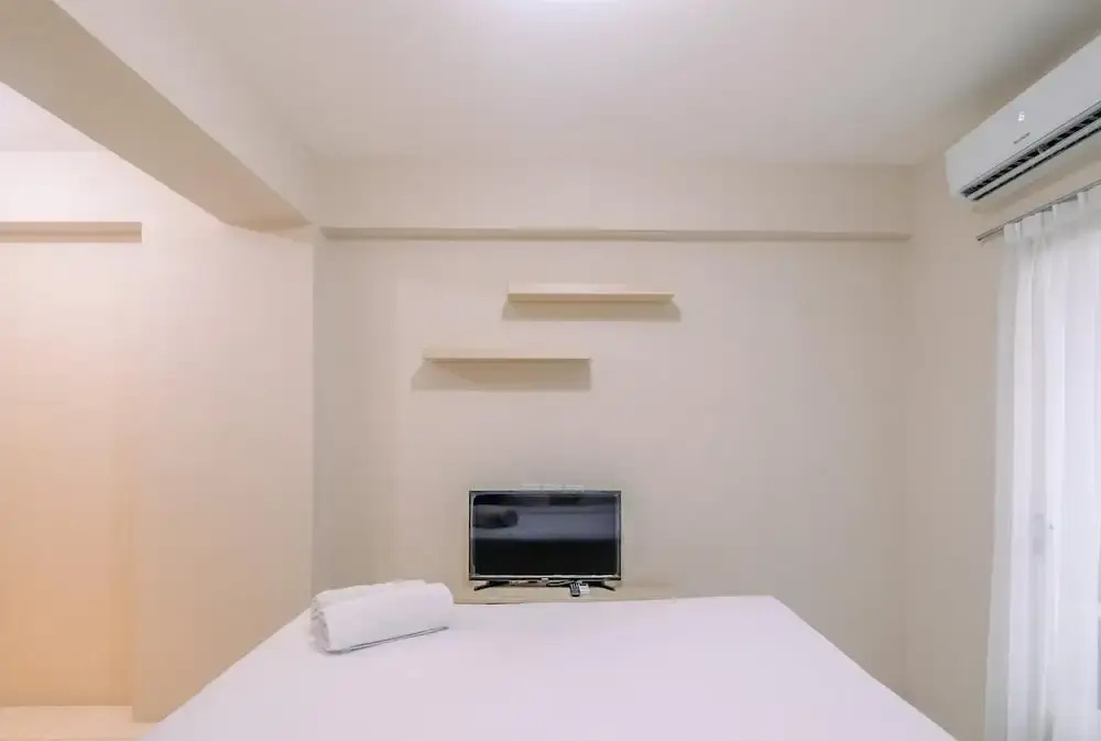 Comfort and Simply Studio Apartment at Podomoro Golf View