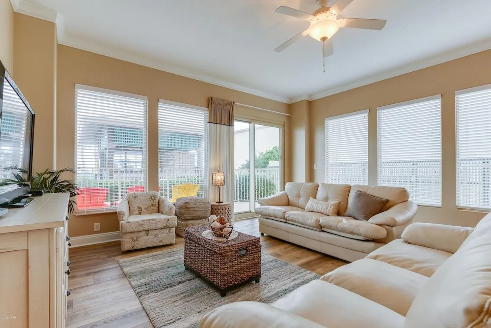 Comfortable Modern Condo with Amazing Ocean View from 750 sqft Balcony - Unit 0107 by RedAwning