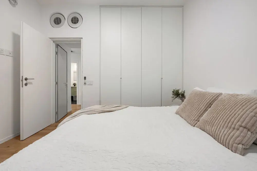 Sunny Chic in TLV Center by Sea N' Rent