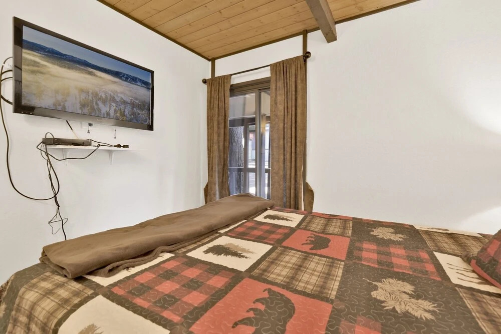 2156-summit Escape 2 Bedroom Home by Redawning