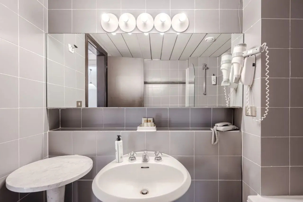 HOTIDAY Room Collection - Sarzana