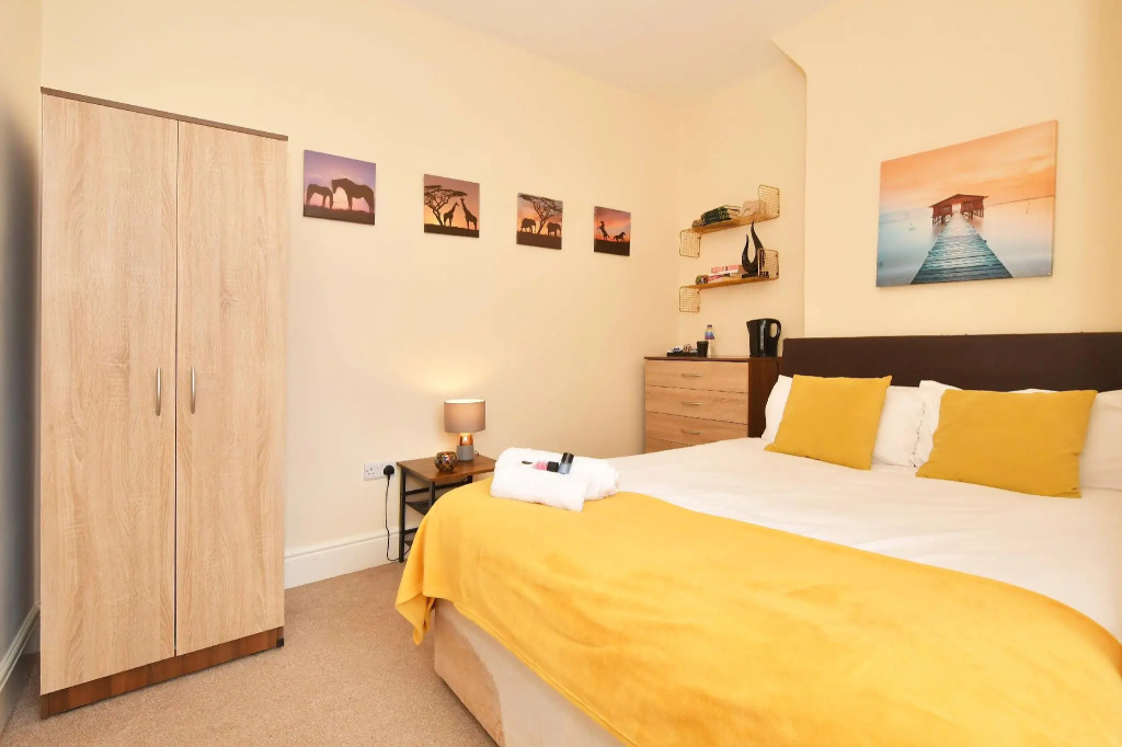 Townhouse @ 178 Ruskin Road Crewe