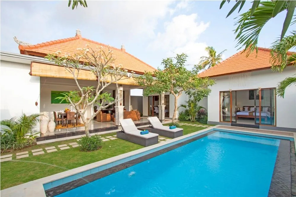 Villa Biru - 500m Batubelig beach