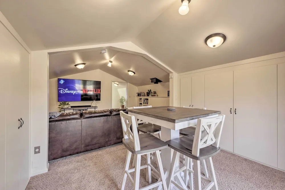 Family Home Near Kings & Sequoia National Parks!