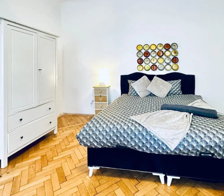 Cozy 1BR and Living Room Apartment