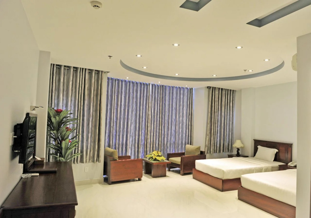 Phoenix Hotel