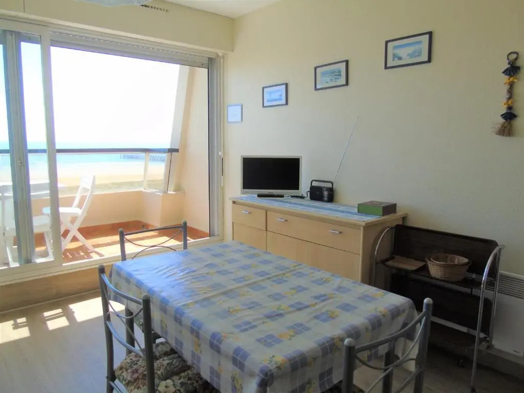 Appartement Saint-Jean-de-Monts, 2 pièces, 4 personnes - FR-1-83-98