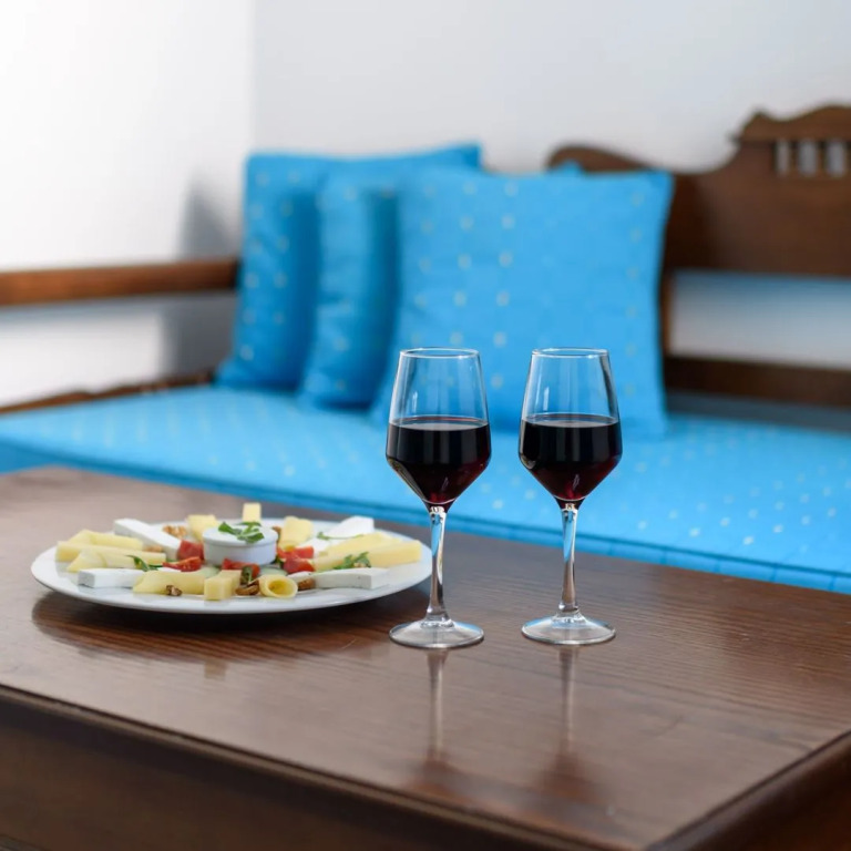Alesahne Beach Hotel