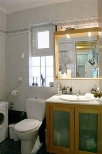 Golden Sun Apts