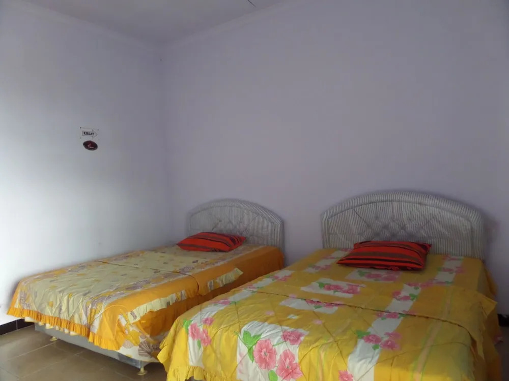 Nadia Hotel