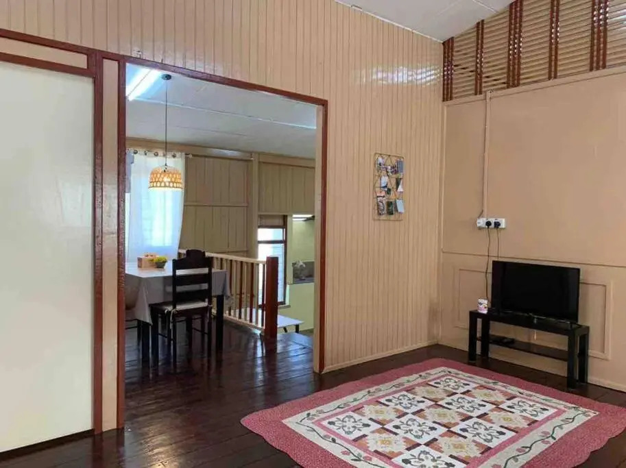 Orked Lycaste Wooden Village Chalet