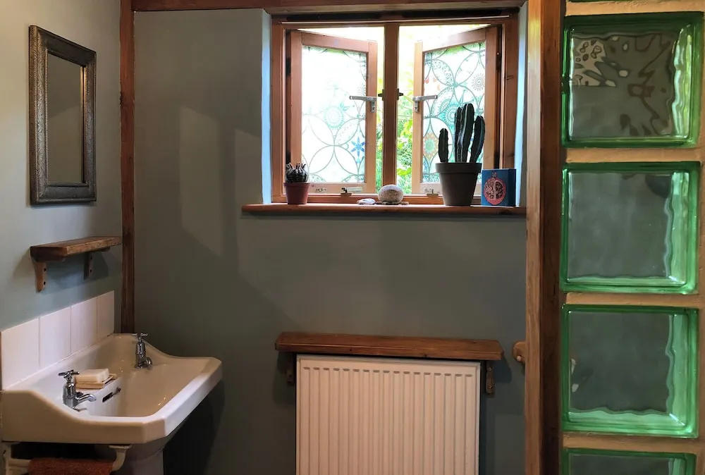 Eco-friendly Cornish Sanctuary Peaceful Location