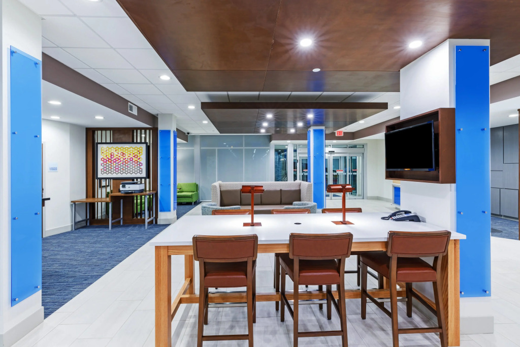 Holiday Inn Express & Suites Purcell by IHG