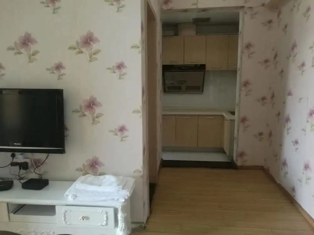 Wuhan Loving Home Apartment