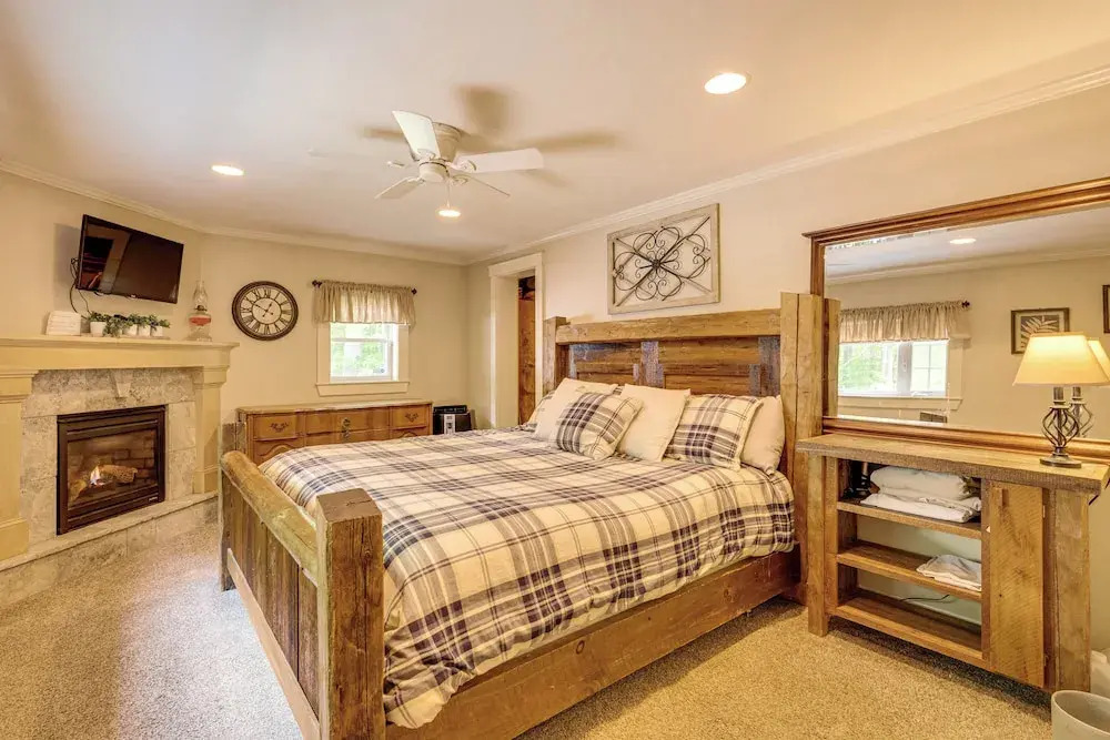 Home w/ Outdoor Entertainment Area in Ashland!