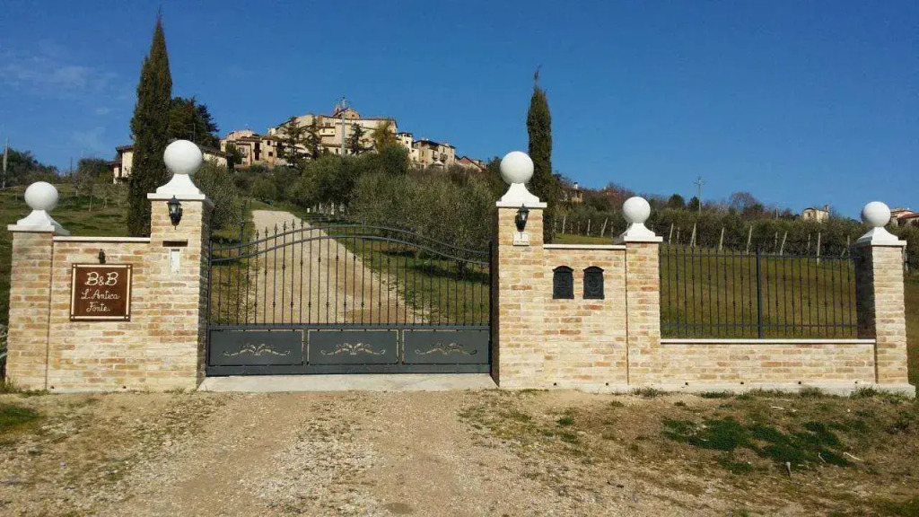 B&B L Antica Fonte