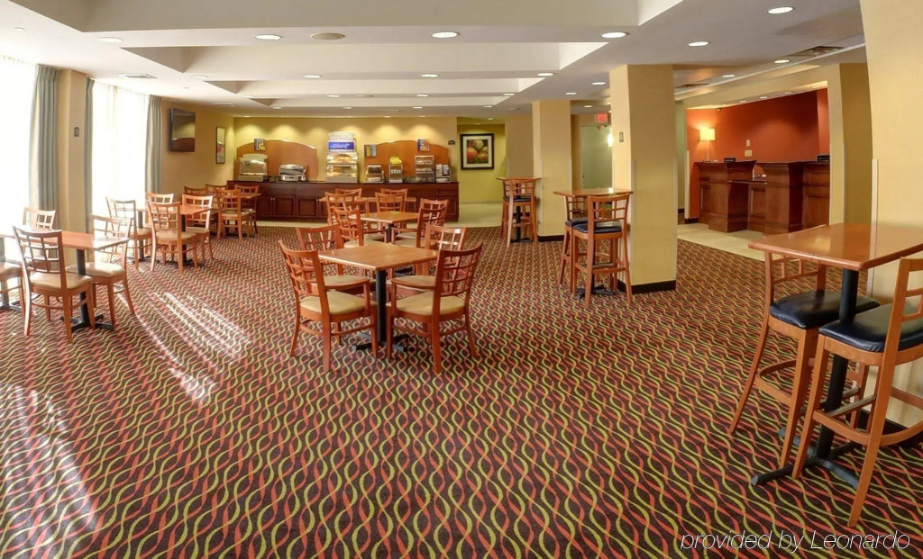 Holiday Inn Express Andover North - Lawrence by IHG