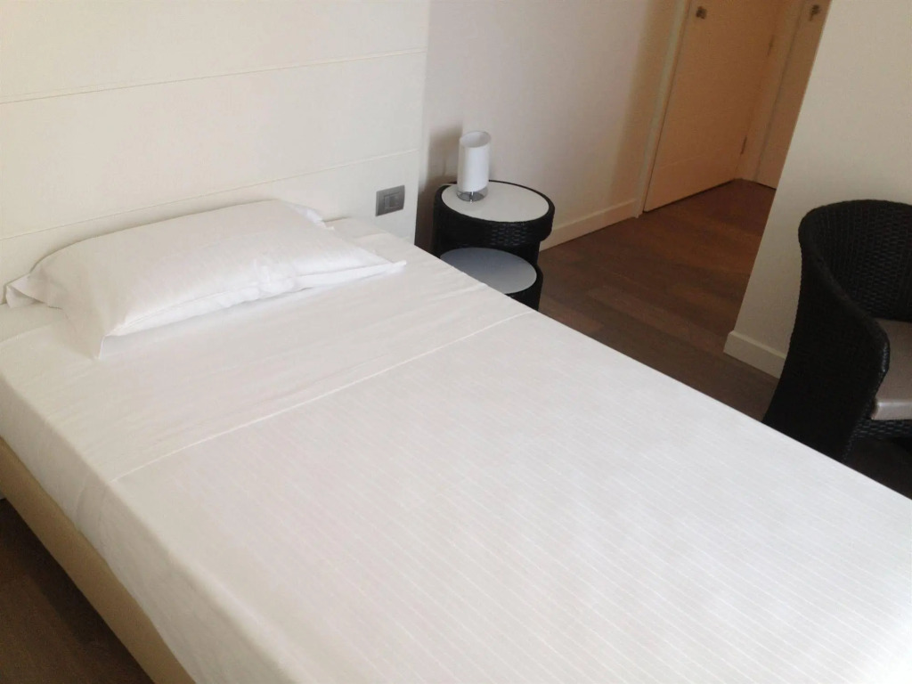 Tag Hotel
