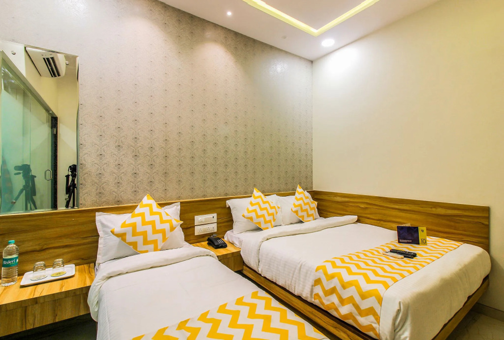 FabHotel Marol Metro