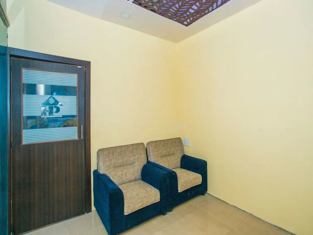 Stay Bridge Vibe by OYO Rooms