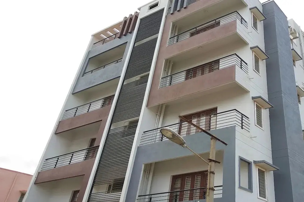 Collection O 11092 Shiv Enclave