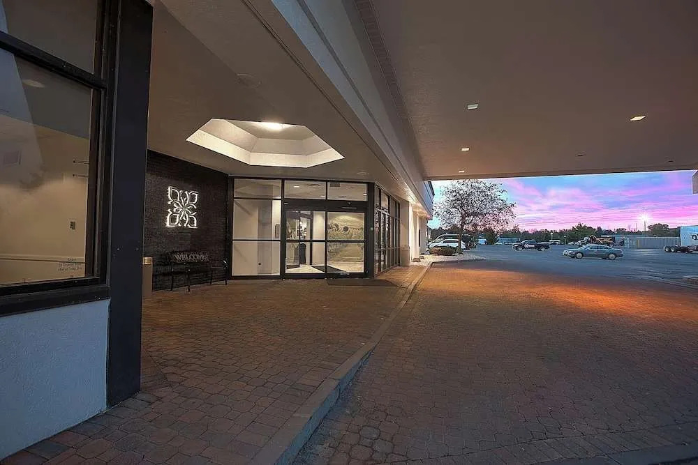 Hotel Holiday Inn Waterloo Finger La