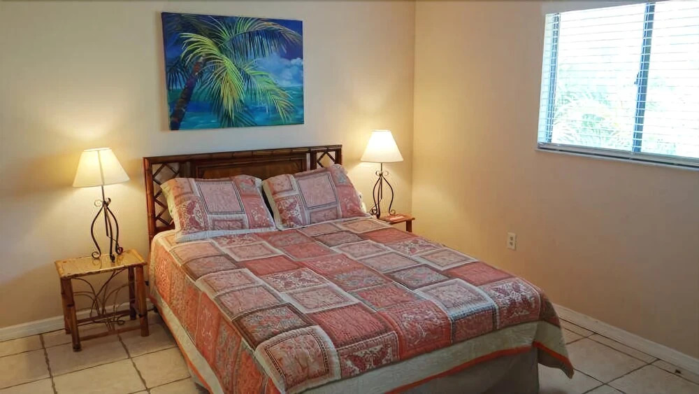 Lora Duplex East #54531 2 Bedrooms 2 Bathrooms Duplex