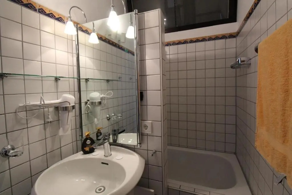 Ferienhaus mit Privatpool für 7 Personen ca 300 m in Toscolano-Maderno, Gardasee Westufer Gardasee
