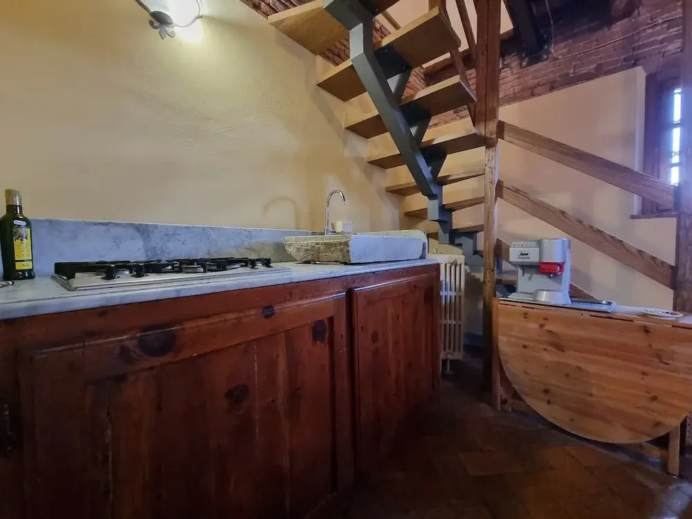 Farmhouse in Tuscany With Pool & Near Montecastello