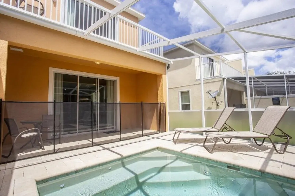 Vhc Set3 1434 3 Bedroom Townhouse